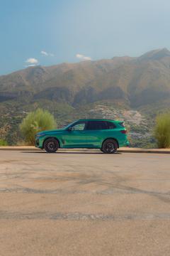 BMW X5 M COMPETITION photo 2